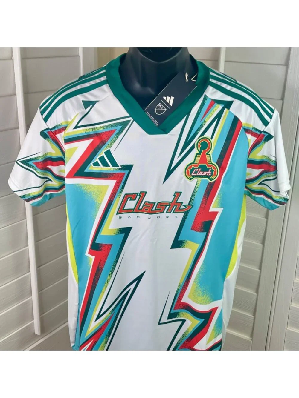 Adidas MLS San Jose Clash Retro Lightning Design Soccer Jersey - Men’s L - NWT